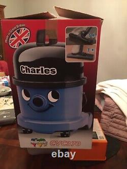 A Charles Wet/dry Vacuum Cleaner