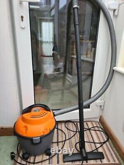 Coopers Wet & Dry Vacuum Cleaner COLLECTION