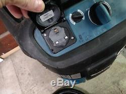 Makita 447M 240v Wet and Dry Vacuum Dust Extractor Vac control hose M class