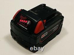 Milwaukee Power Tools M18 VC2-0 Wet / Dry Vacuum + 3Ah Li-ion Battery & Charger