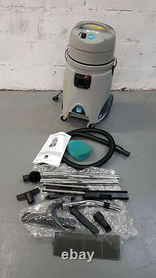 NEW OPEN BOX Ice ca40wd VAC WD 40 Professional Heavy Duty Wet Dry Vacuum Cleaner
