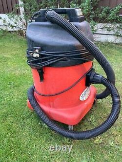Numatic hoover wet and dry