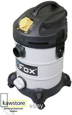 Wet/Dry Vacuum Extractor With Power Take Off 30 Litre 110 Volt