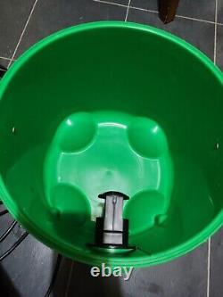Aspirateur à eau et à sec Numatic George GVE370-2 vert