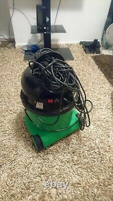 Henry George Wet & Dry Vacuum, 15 Litres, 1060 Watt, Vert