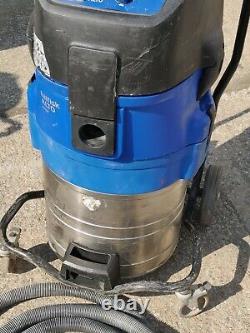 Nilfisk Alto Attix 110v Wet Dry Vacuum Dust Extractor Vac Tuyau Makita 447 + Tuyau